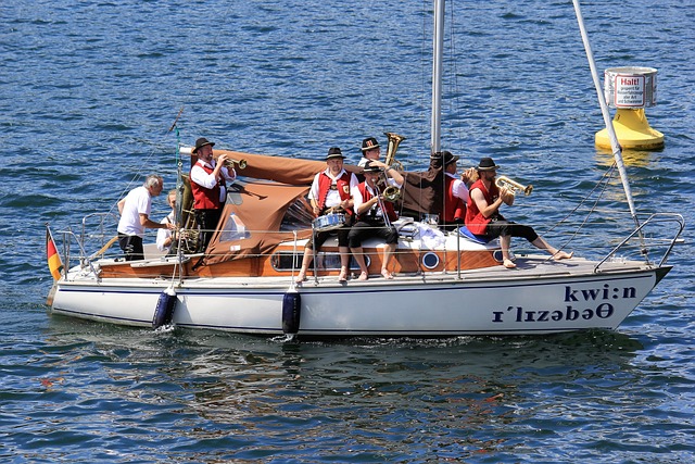 经验不足的 经验不足的